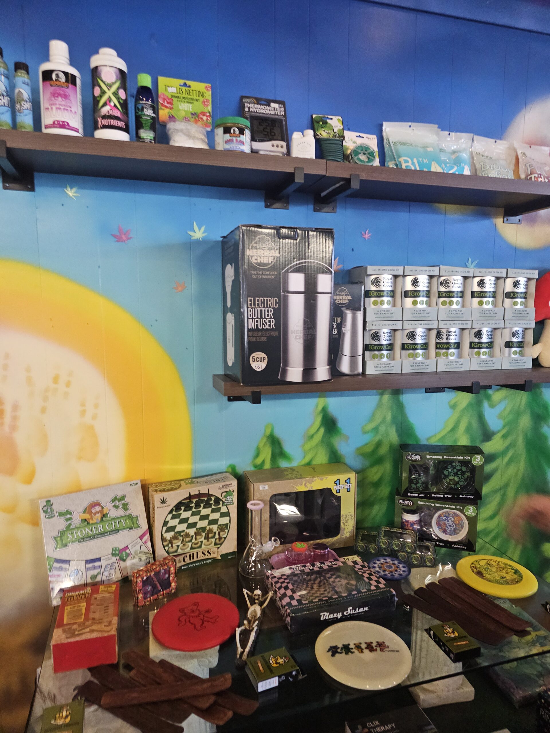 Inside Grateful Headz Springfield store during grand opening